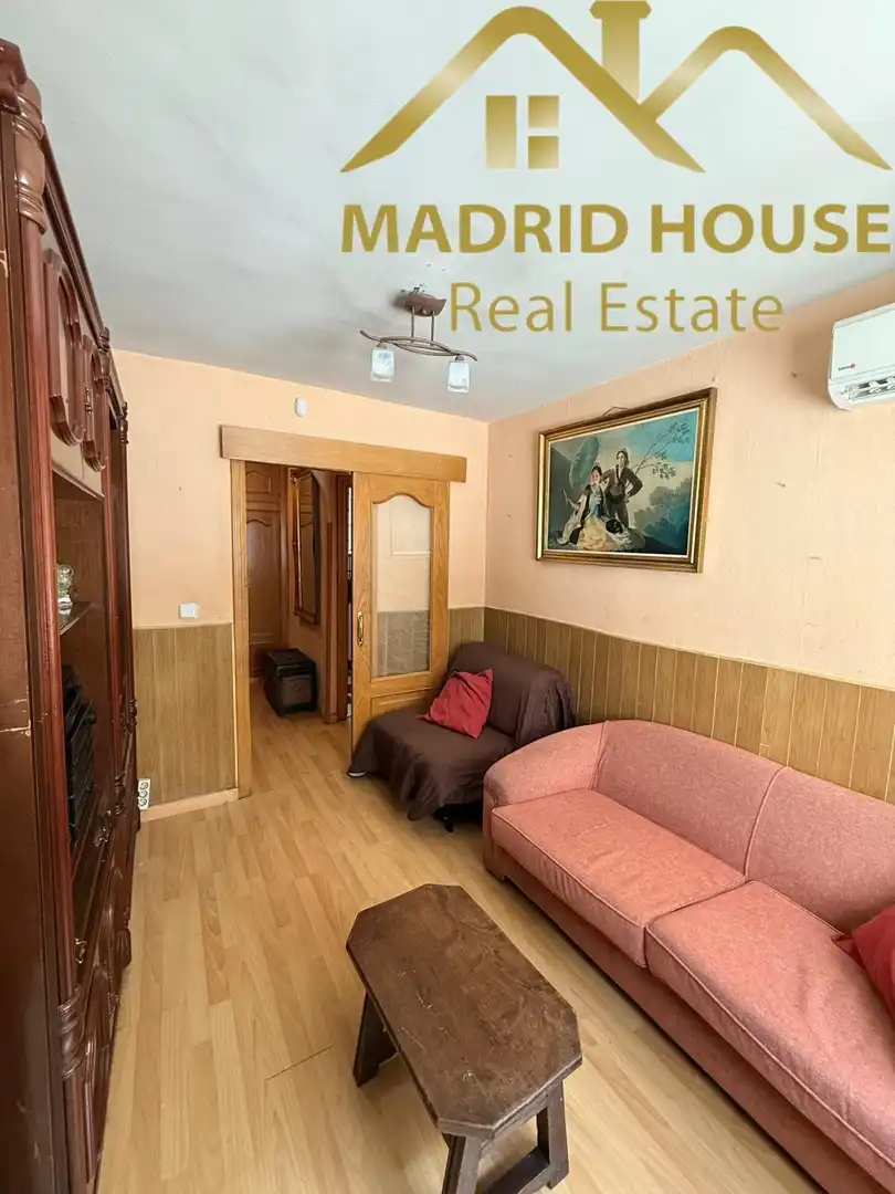 Exterior view of Flat for sale in Madrid  with Air Conditioner and Heating