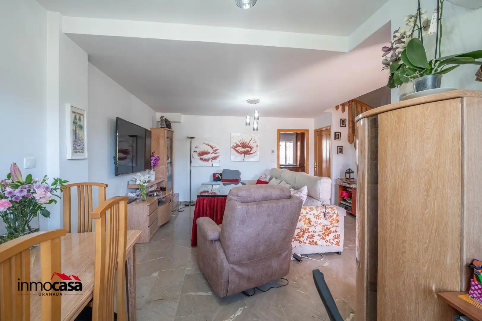 Sala d'estar de Casa adosada en venda en Armilla amb Aire condicionat, Calefacció i Jardí privat