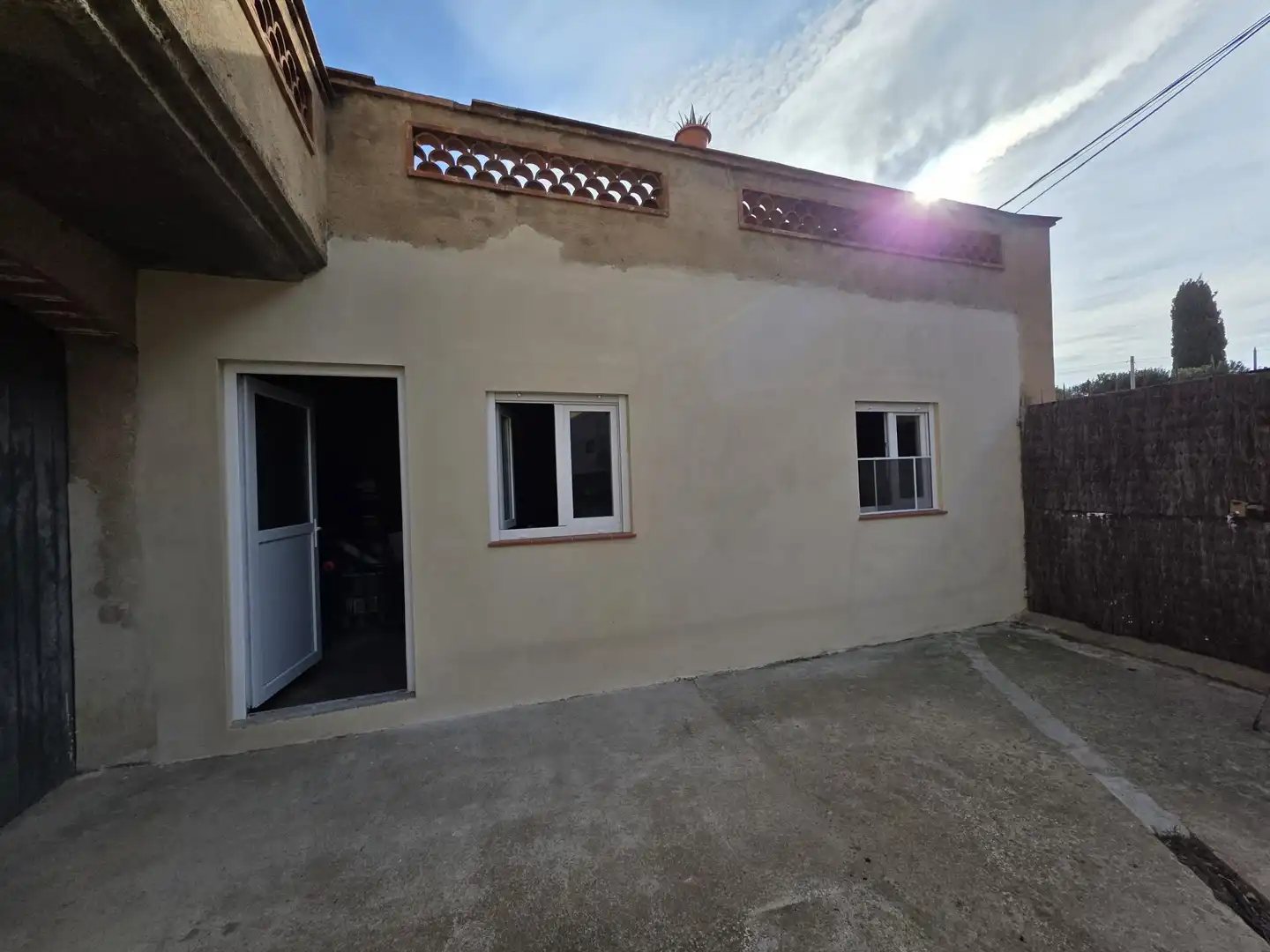 Vista exterior de Casa o xalet en venda en Riumors amb Calefacció, Jardí privat i Terrassa