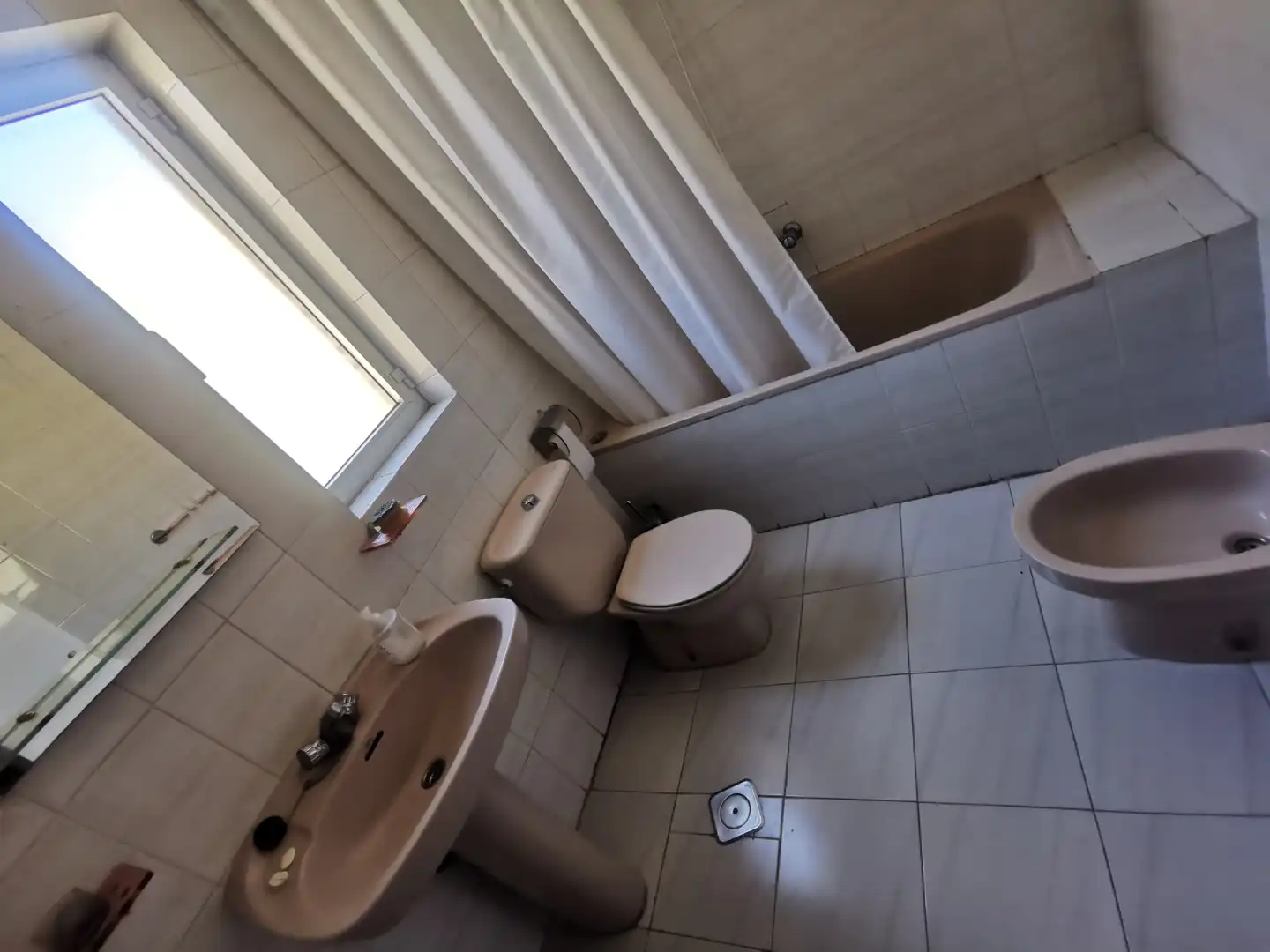 Badezimmer von Wohnung zum Verkauf in Salamanca mit Heizung und Parkett