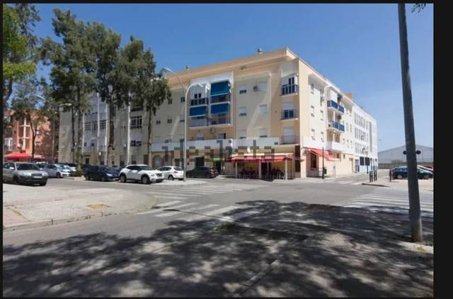 Piso en Venta en Avenida el Tejar, 0 en El Juncal - Vallealto