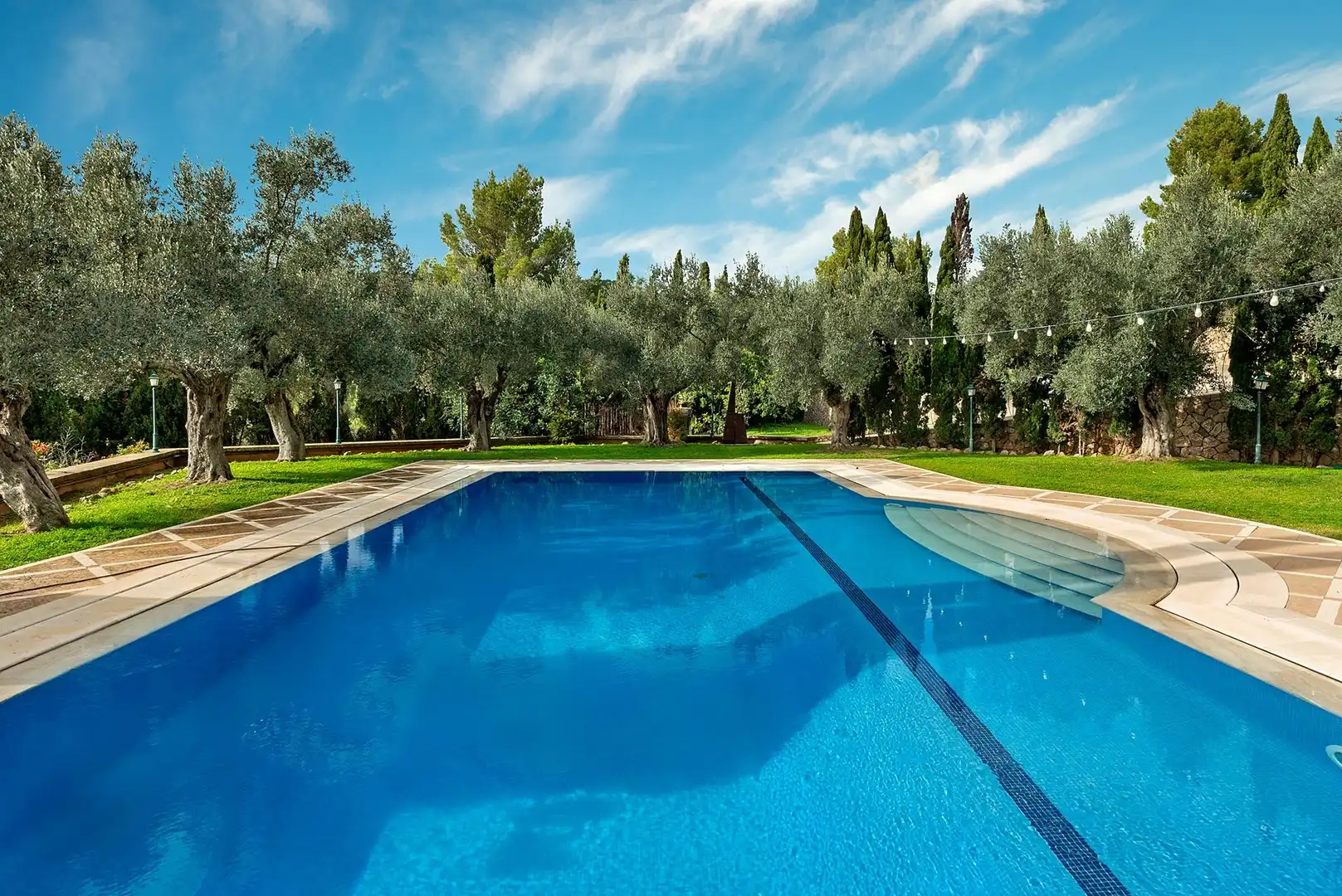 Piscina de Finca rústica de alquiler en  Palma de Mallorca con Aire acondicionado, Calefacción y Jardín privado