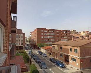 Exterior view of Flat to rent in Valladolid Capital  with Heating, Parquet flooring and Terrace