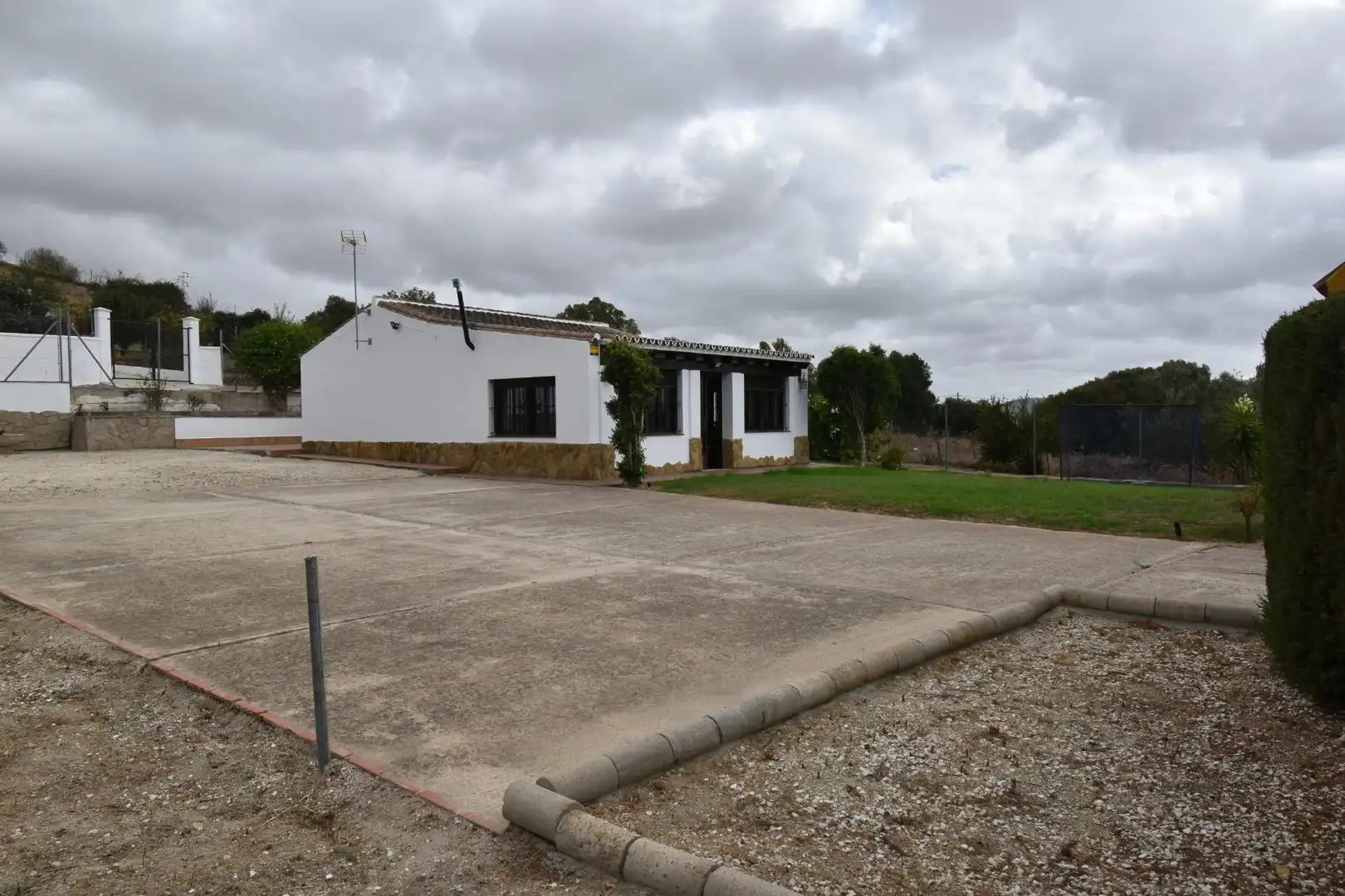 Vista exterior de Casa o chalet en venta en Medina Sidonia con Jardín privado, Trastero y Amueblado