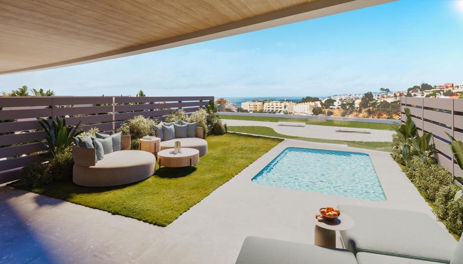 Foto 1 de Àtic en venda a Calle Calle Begoña, Torreblanca del Sol, Málaga