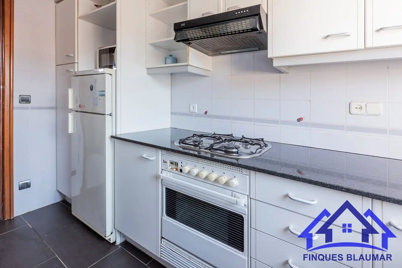 Cocina de Piso en venta en Canet de Mar con Calefacción