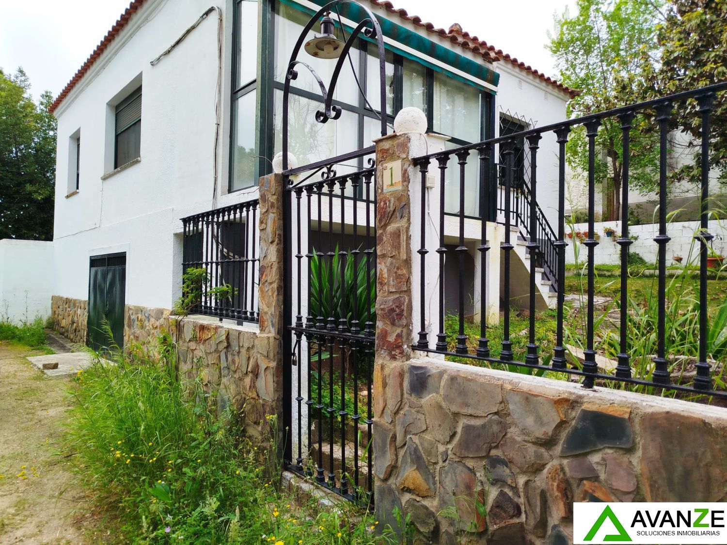Jardí de Finca rústica en venda en Mérida amb Terrassa