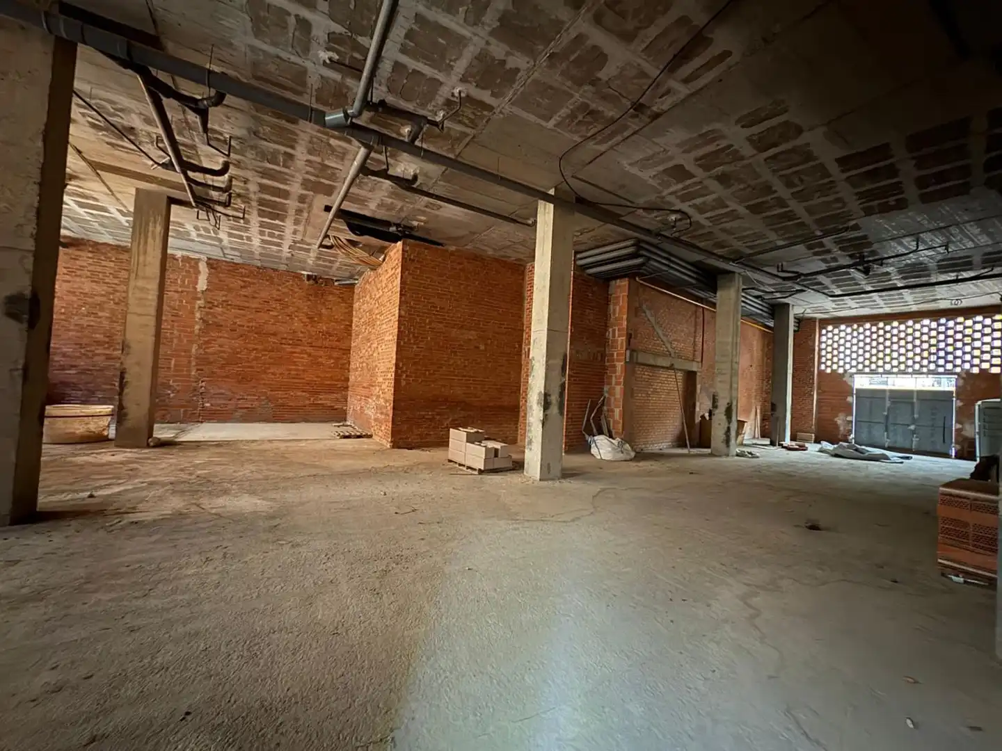 Local comercial de lloguer a Oeste, imagen 14