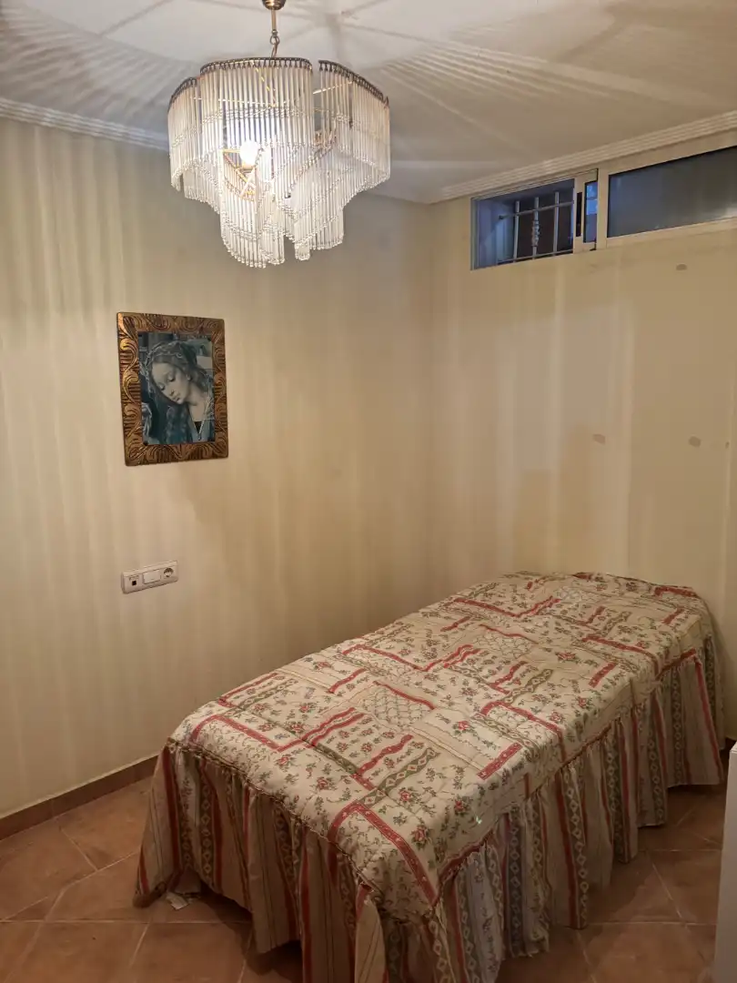 Dormitori de Casa o xalet en venda en Elche / Elx amb Aire condicionat, Calefacció i Jardí privat