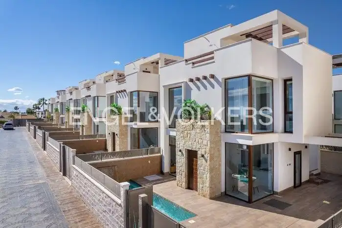 House with pool for sale in Los Montesinos, imagen 4