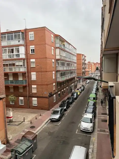 Vista exterior de Pis en venda en Valladolid amb Calefacció