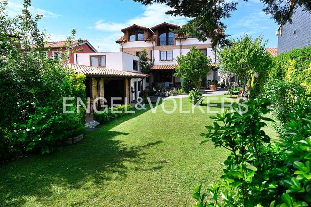 Casa-chalet en Venta en Soto de la Marina