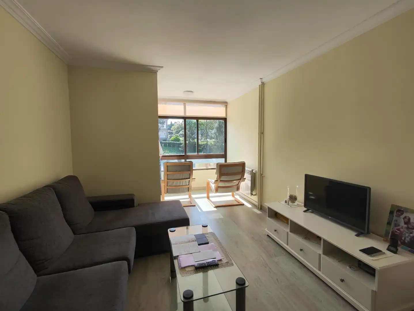 Living room of Flat for sale in Vigo   with Private garden, Storage room and Swimming Pool