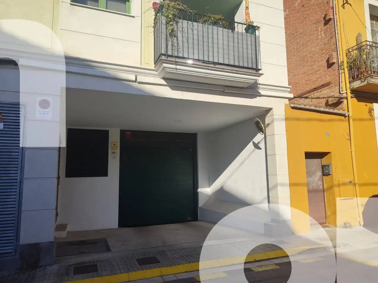 Individual en venda a Calle Corró 211