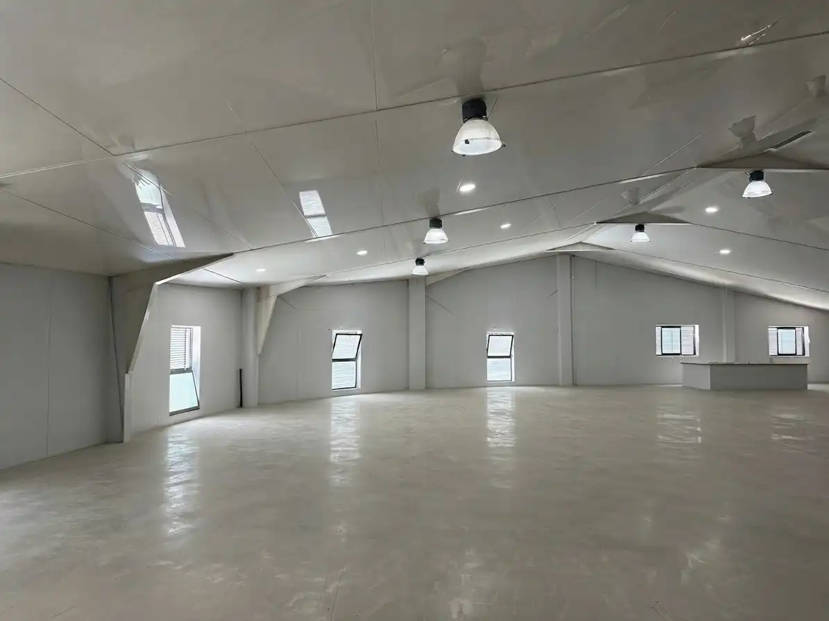 Nave industrial in affitto a Carrer de Moscú 18