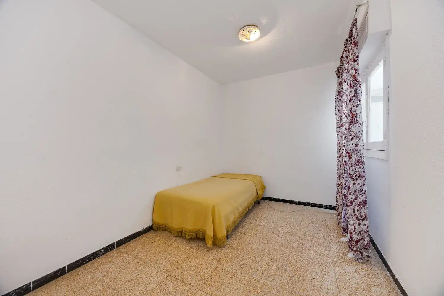 Bedroom of Flat for sale in Centro