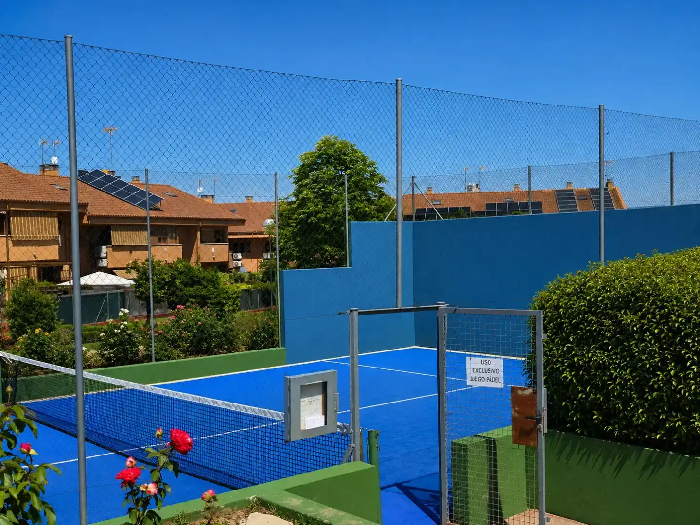 Vista exterior de Casa o chalet en venta en Móstoles con Aire acondicionado