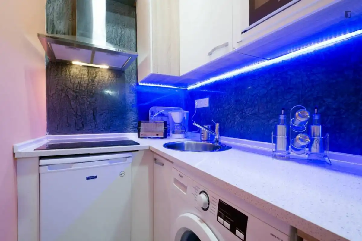 Kitchen of Apartments for rent in Granada  with Air Conditioner, Furnished and Washing machine