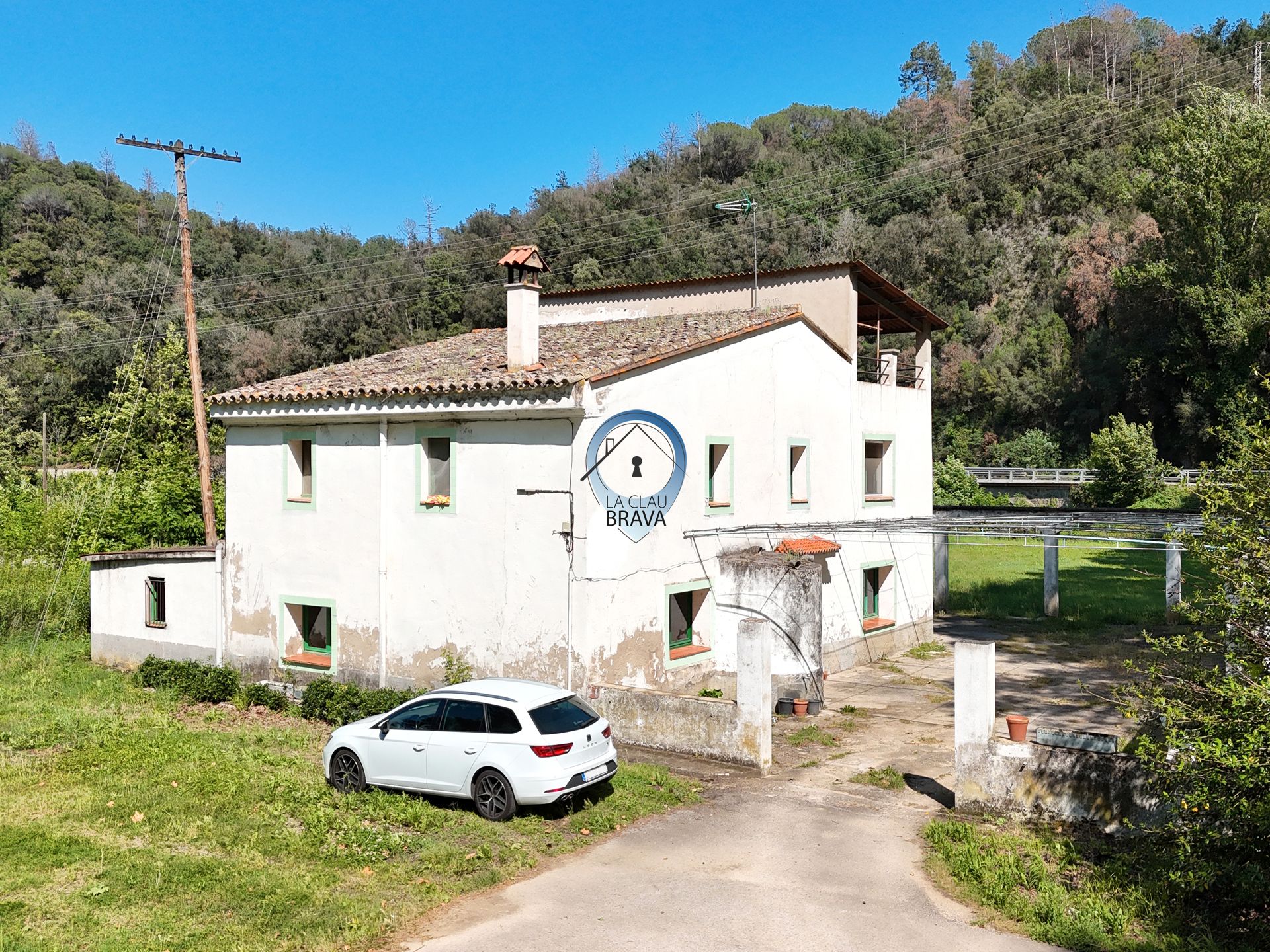 Vista exterior de Finca rústica en venda en Bescanó amb Calefacció, Jardí privat i Terrassa