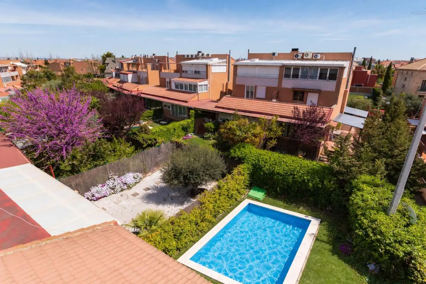 Garden of Houses for sale in Zaragoza  with Air Conditioner, Heating and Private garden