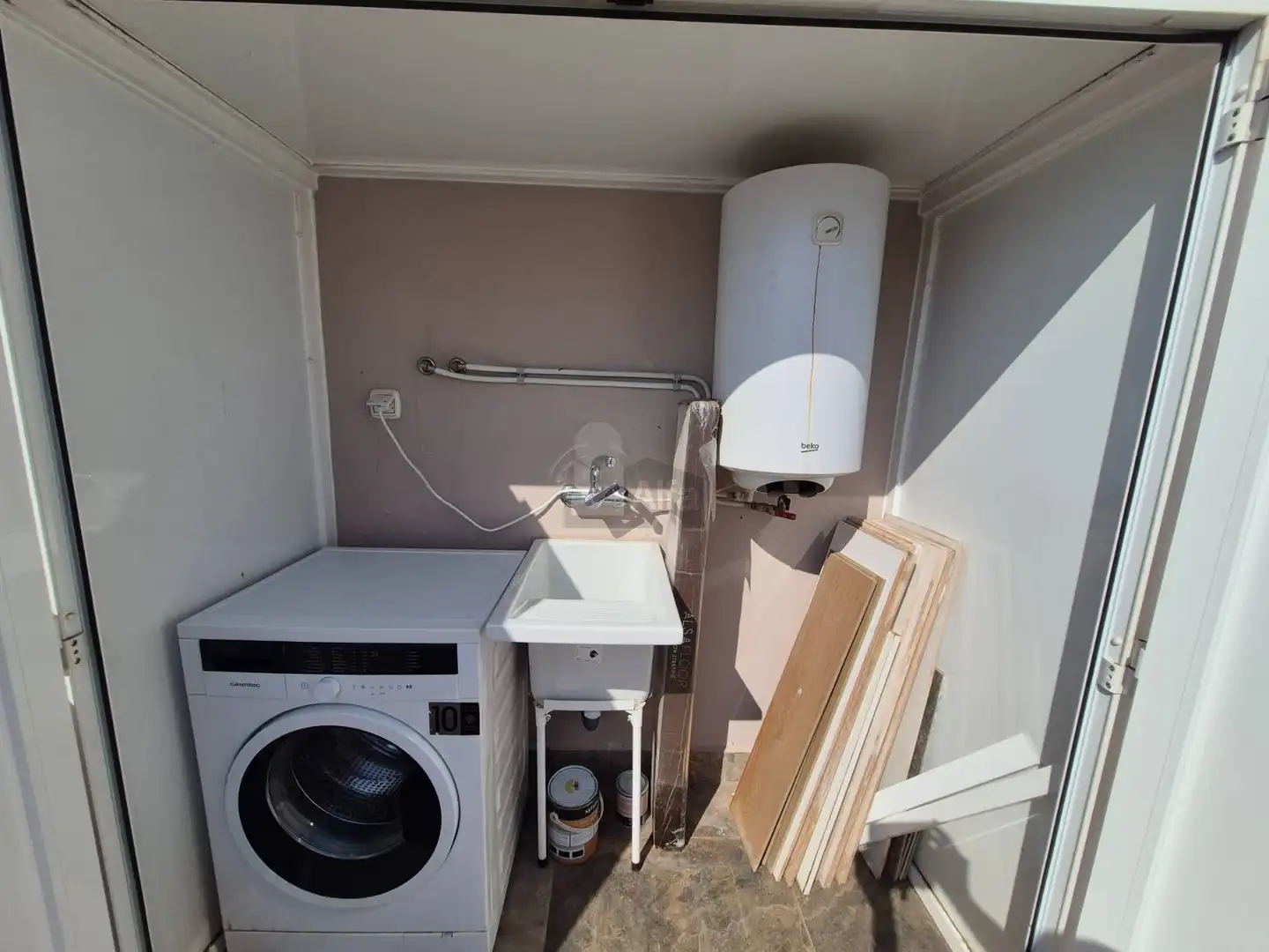 Bathroom of Attic for rent in Valencia  with Air Conditioner, Parquet flooring and Terrace