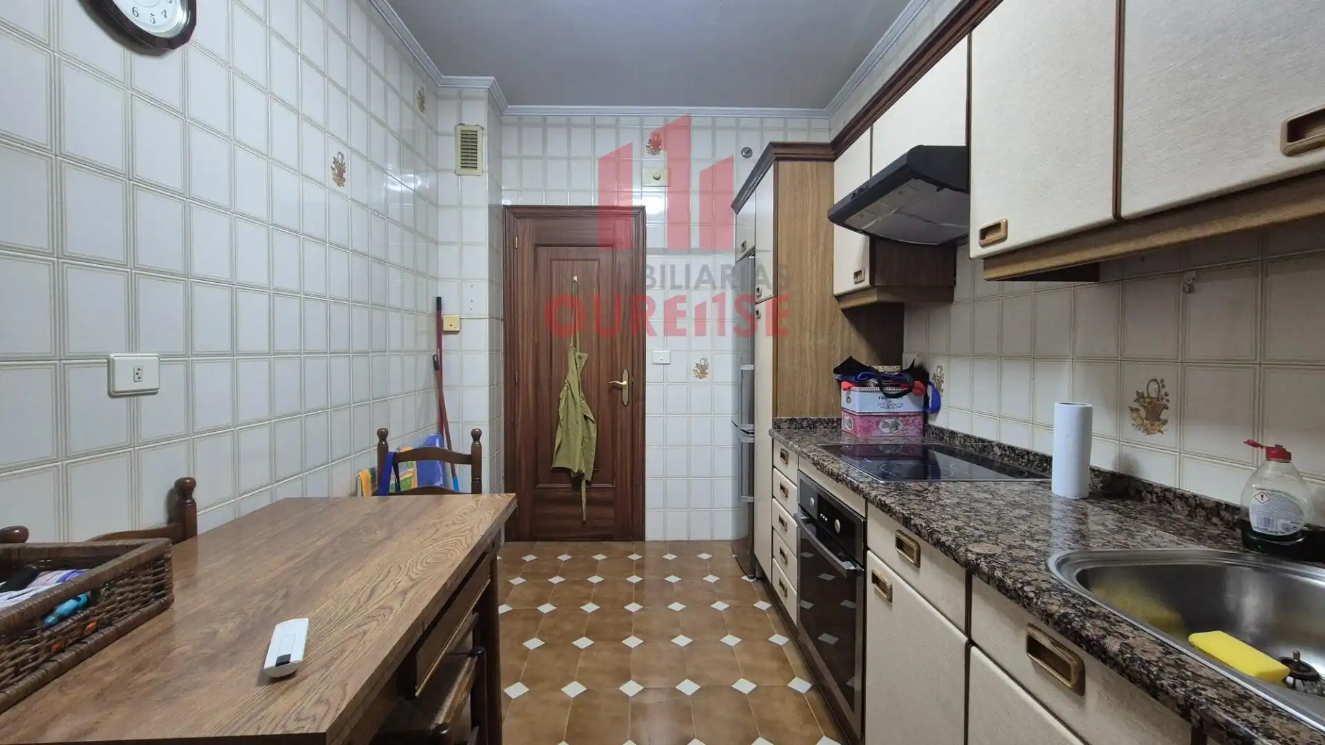 Piso de alquiler en Couto