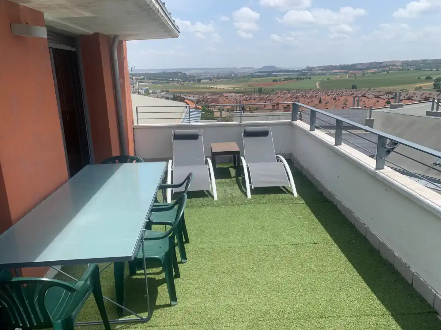 Terrassa de Àtic en venda en Zaratán amb Parquet, Traster i Piscina