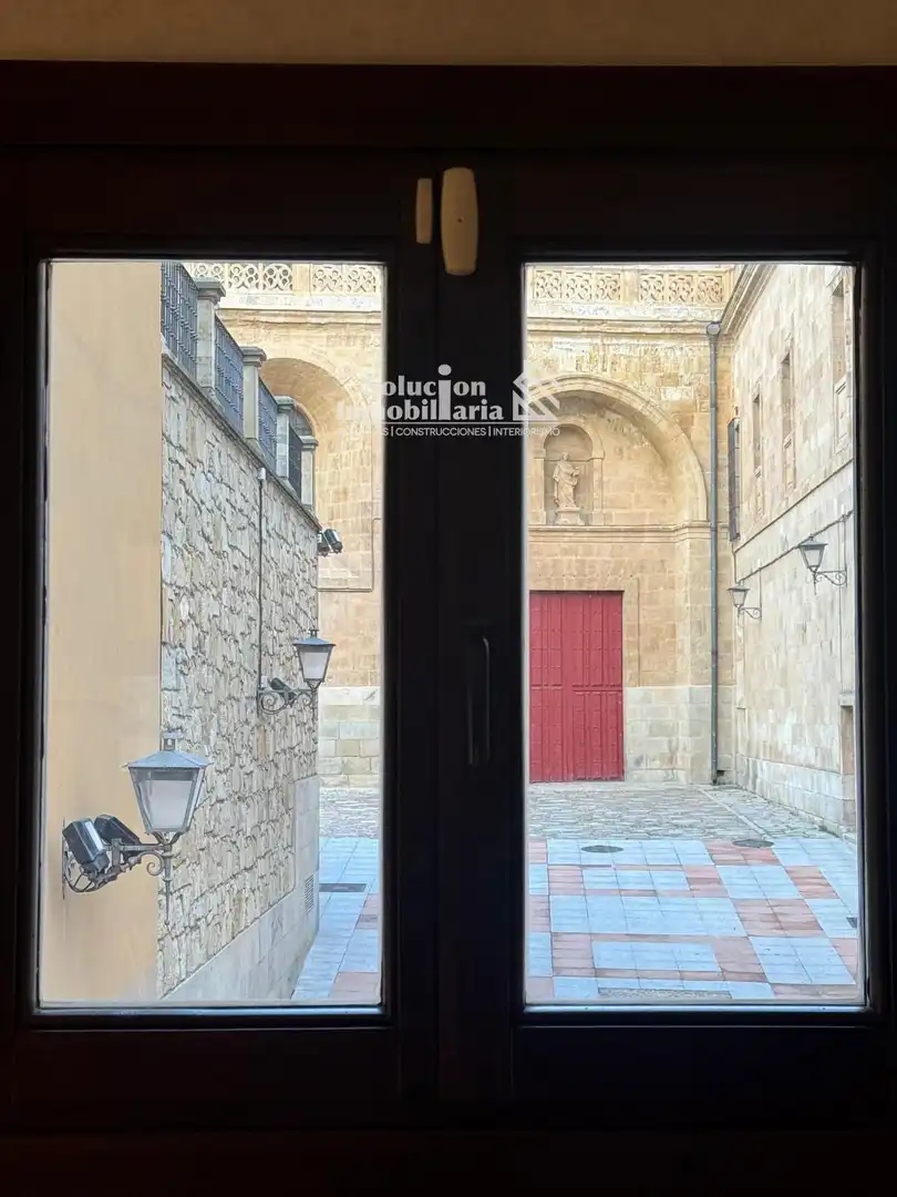 Vista exterior de Piso en venta en Salamanca con Calefacción y Amueblado
