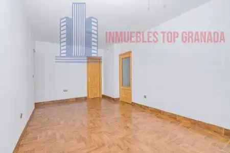 Casa o xalet en venda a LOGROÑO, La Zubia Ciudad