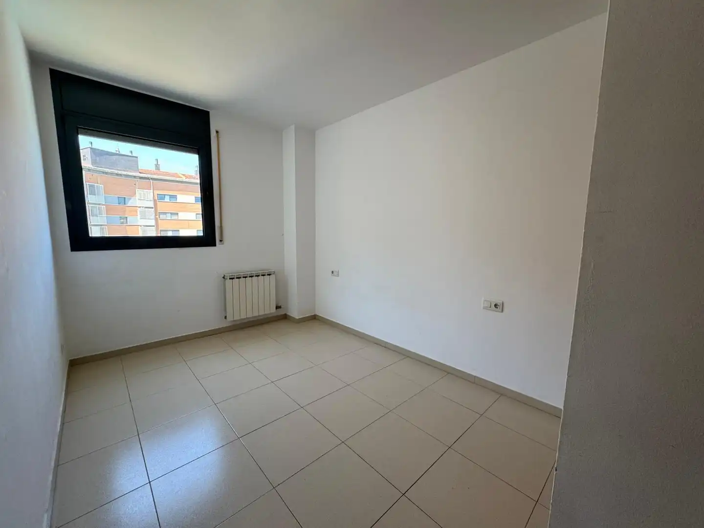 Habitación de Piso en venta en Sant Joan Despí con Aire acondicionado, Calefacción y Horno