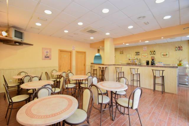 Local comercial en Alquiler en Aljomahima - Ermita