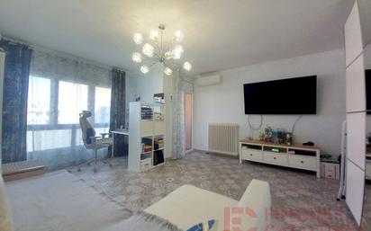Living room of Flat for sale in Girona Capital