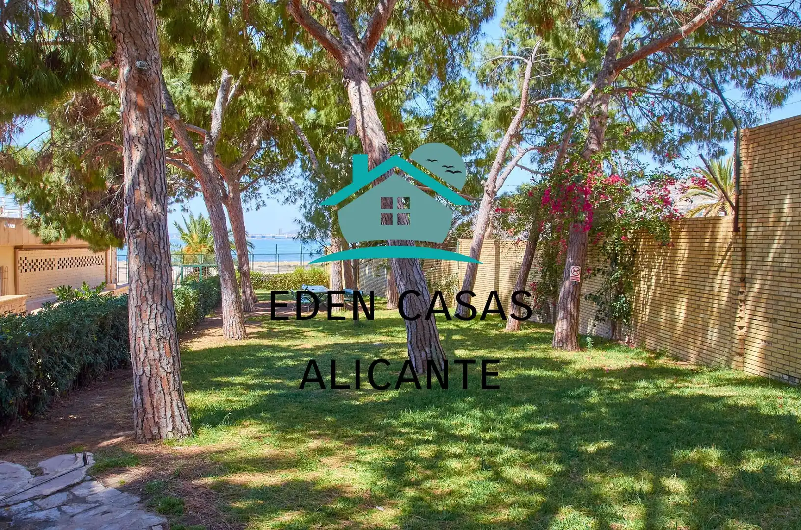 Wohnungen zum Verkauf in Alicante / Alacant mit Klimaanlage, Heizung und Privatgarten