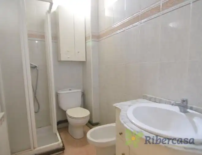 Baño de Piso en venta en Tudela con Calefacción