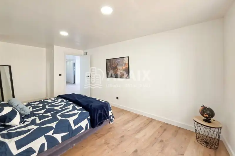 Bedroom of Flat for sale in Úbeda  with Air Conditioner, Heating and Parquet flooring