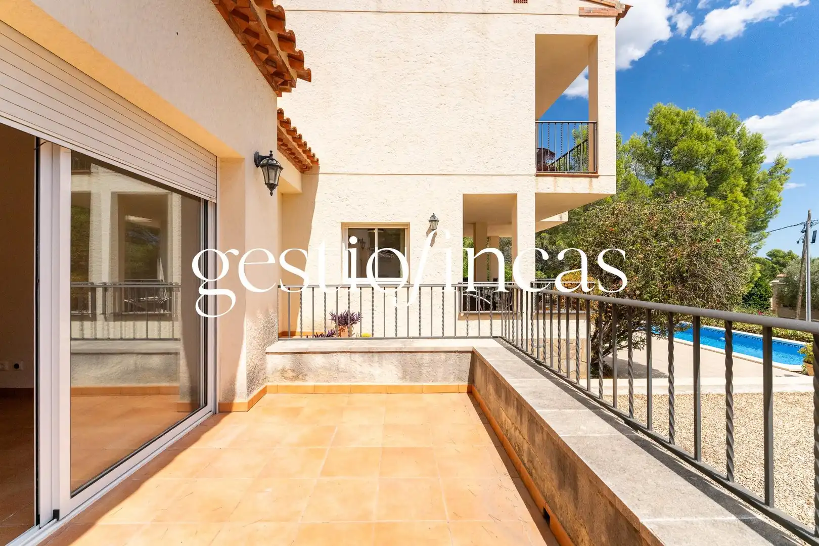 Terrace of Houses for sale in Pratdip  with Air Conditioner, Heating and Private garden