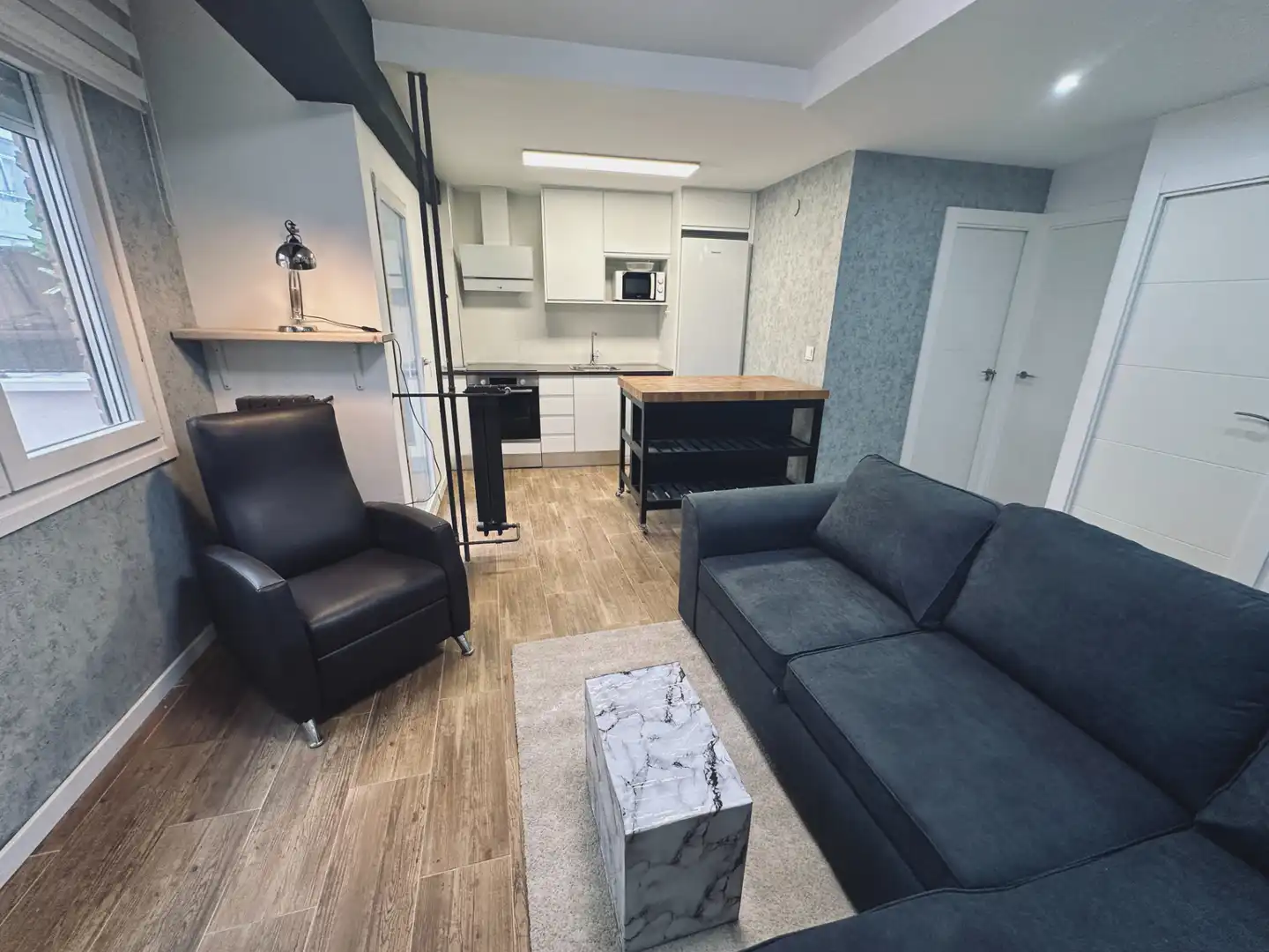 Sala de estar de Piso de alquiler en Zaragoza con Calefacción, Amueblado y Horno