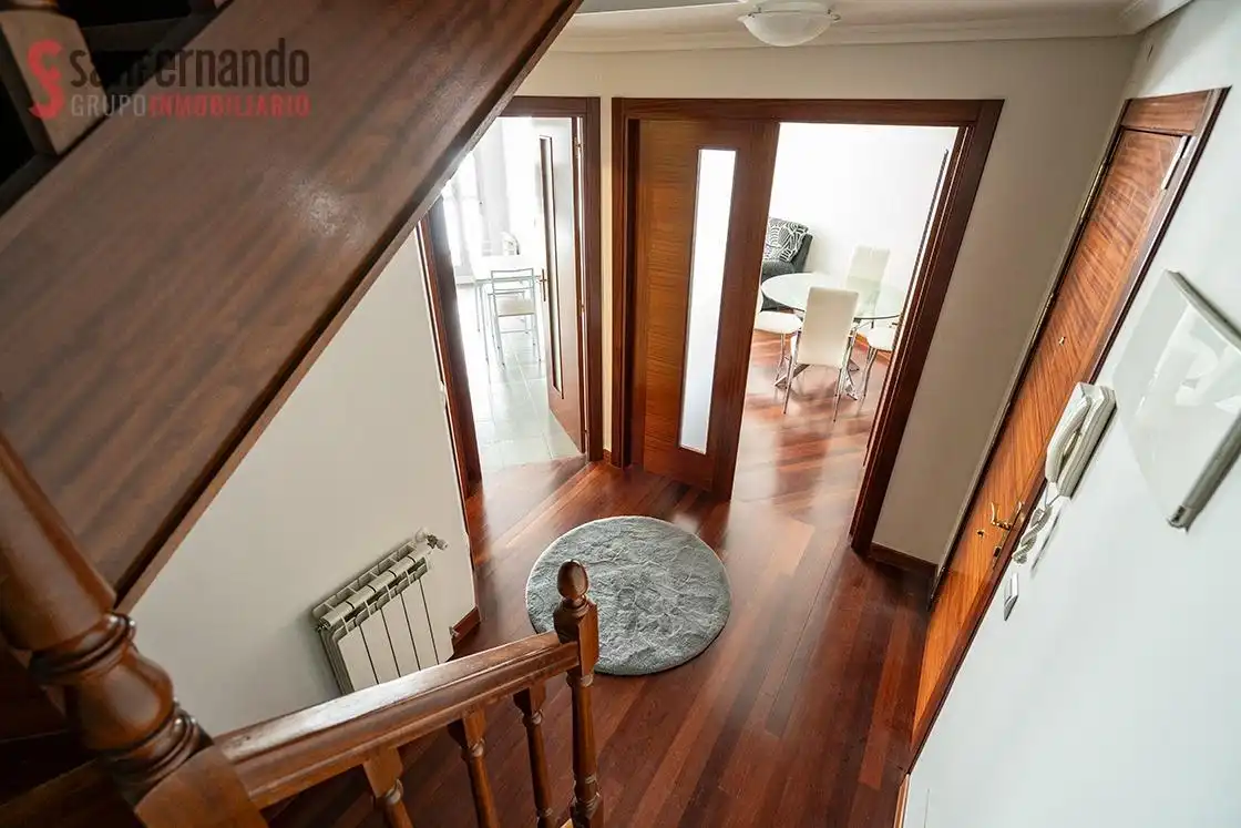 Dúplex en venta en Torrelavega  con Calefacción, Trastero y Balcón