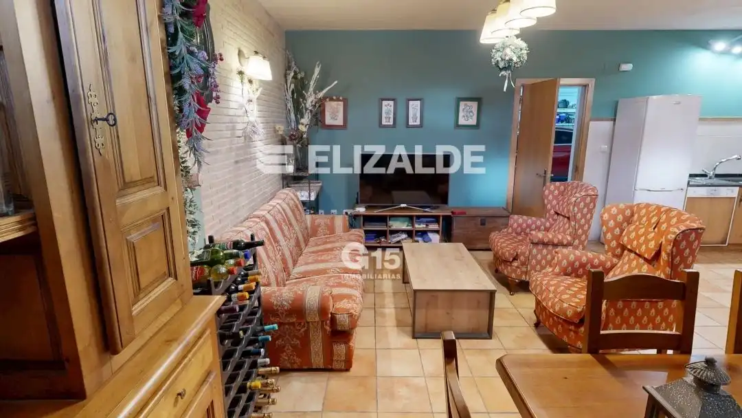 Sala d'estar de Casa o xalet en venda en Hondarribia amb Calefacció, Jardí privat i Terrassa