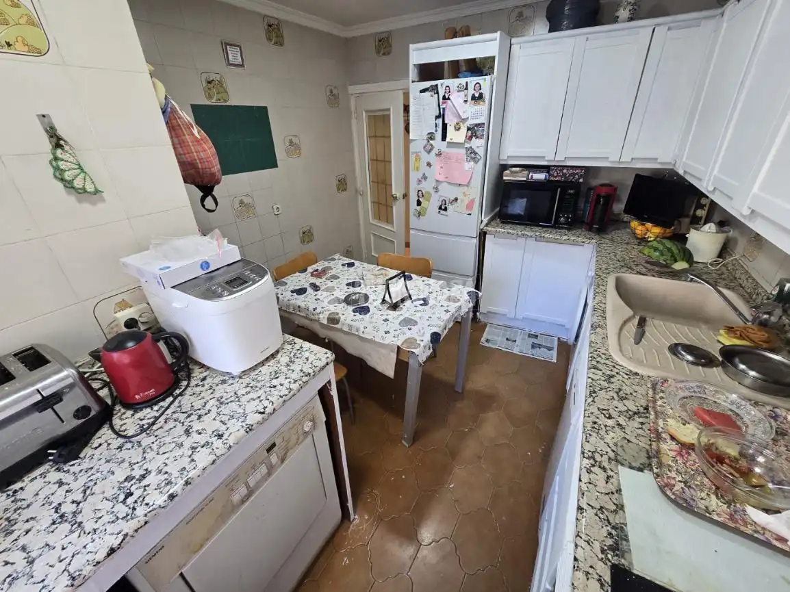 Kitchen of Flat for sale in Madrid  with Air Conditioner, Heating and Parquet flooring