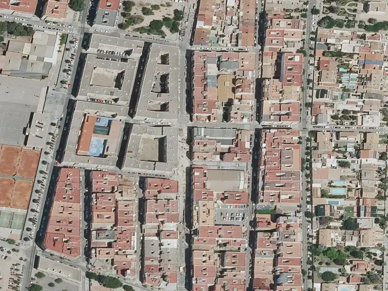 Pis en venda a AVENIDA MALVARROSA NÚMERO 96, imagen 2