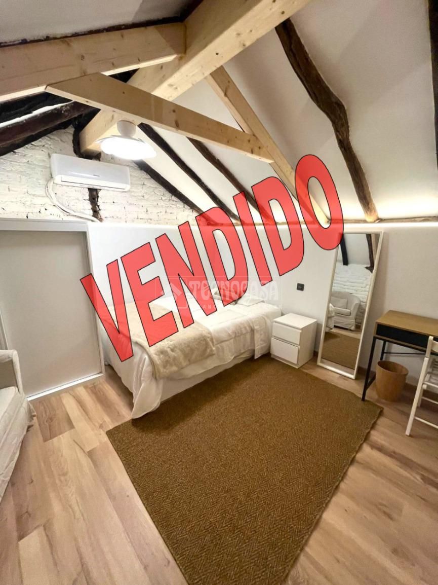 Dormitori de Casa o xalet en venda en Villaviciosa de Odón amb Aire condicionat