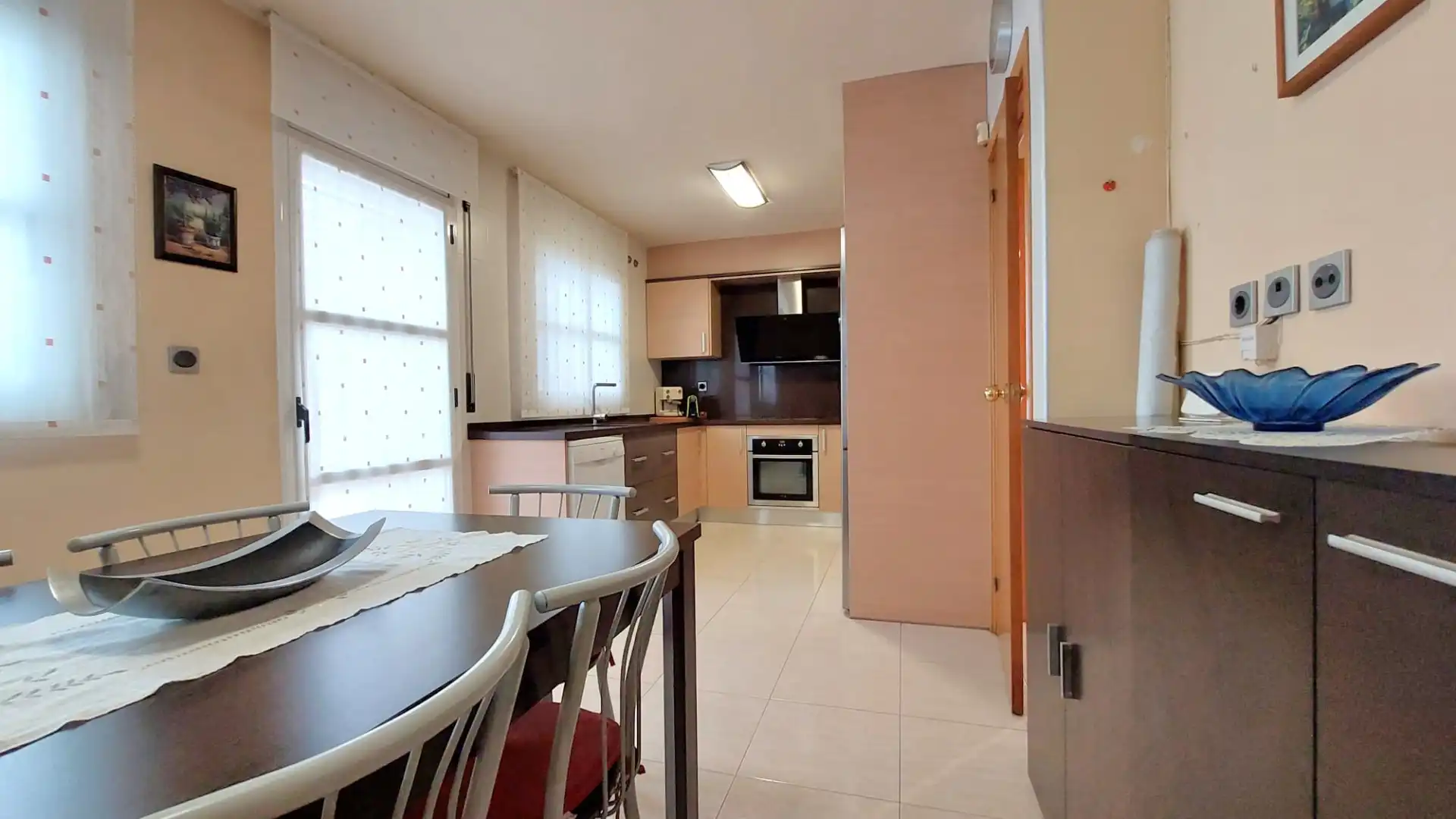 Cuina de Casa adosada en venda en Viladecavalls amb Aire condicionat, Calefacció i Jardí privat