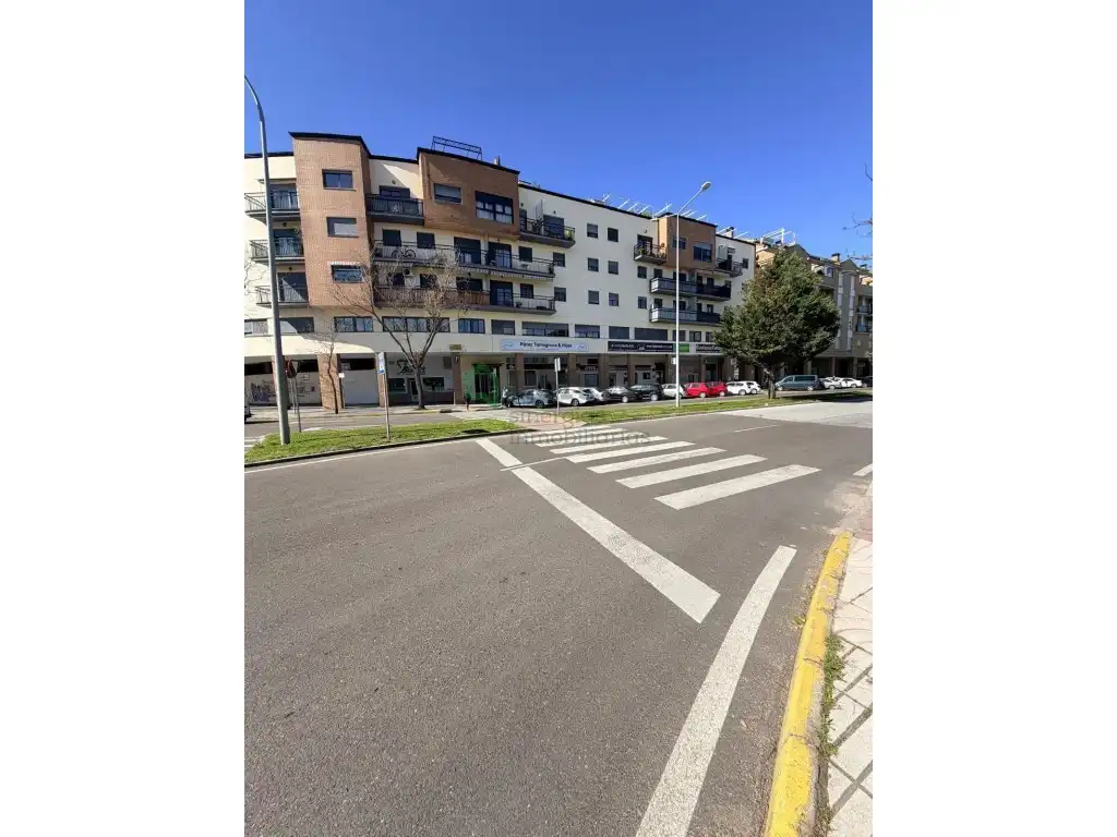 Vista exterior de Dúplex en venda en Badajoz amb Aire condicionat, Calefacció i Terrassa