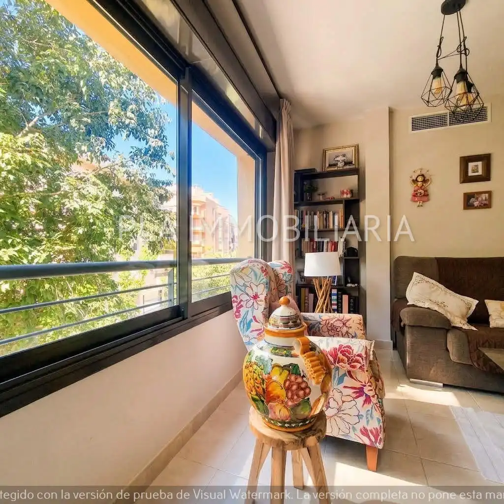 Piso con terraza en venta en Carrer de Cuba 48, imagen 4