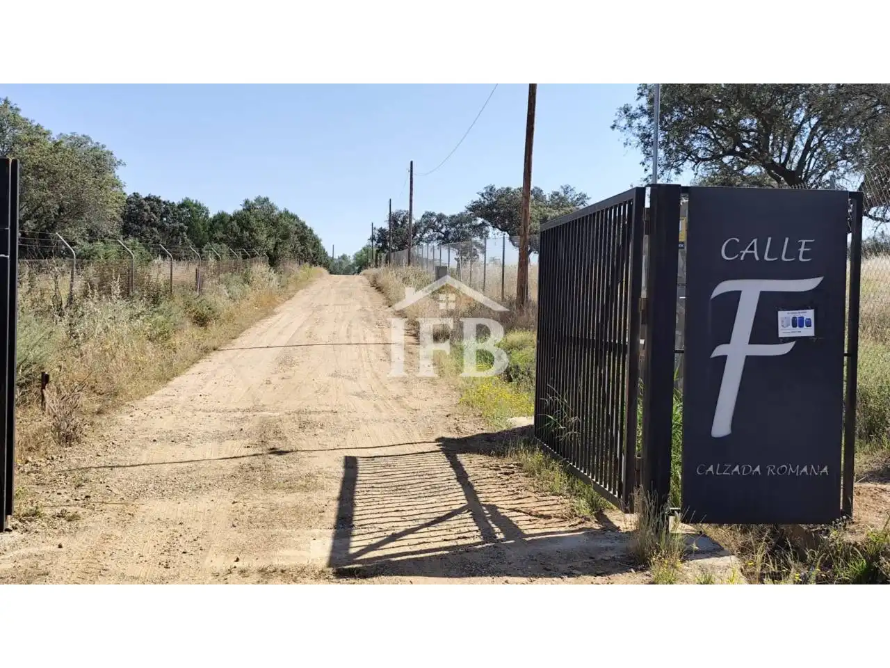 Land for sale in Badajoz