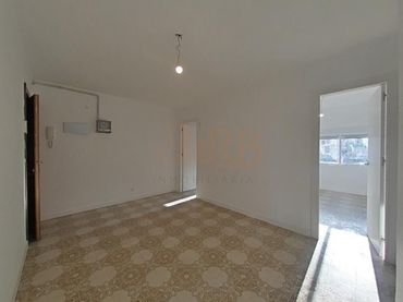 Wohnung mit Balkon zum Verkauf in Calle PERE SALA 79