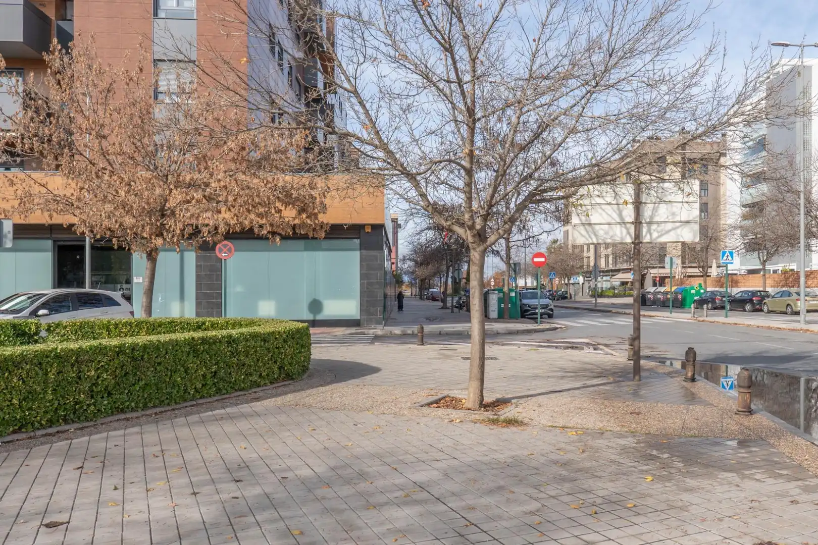 Außenansicht von Wohnung zum Verkauf in Granada mit Heizung, Privatgarten und Balkon