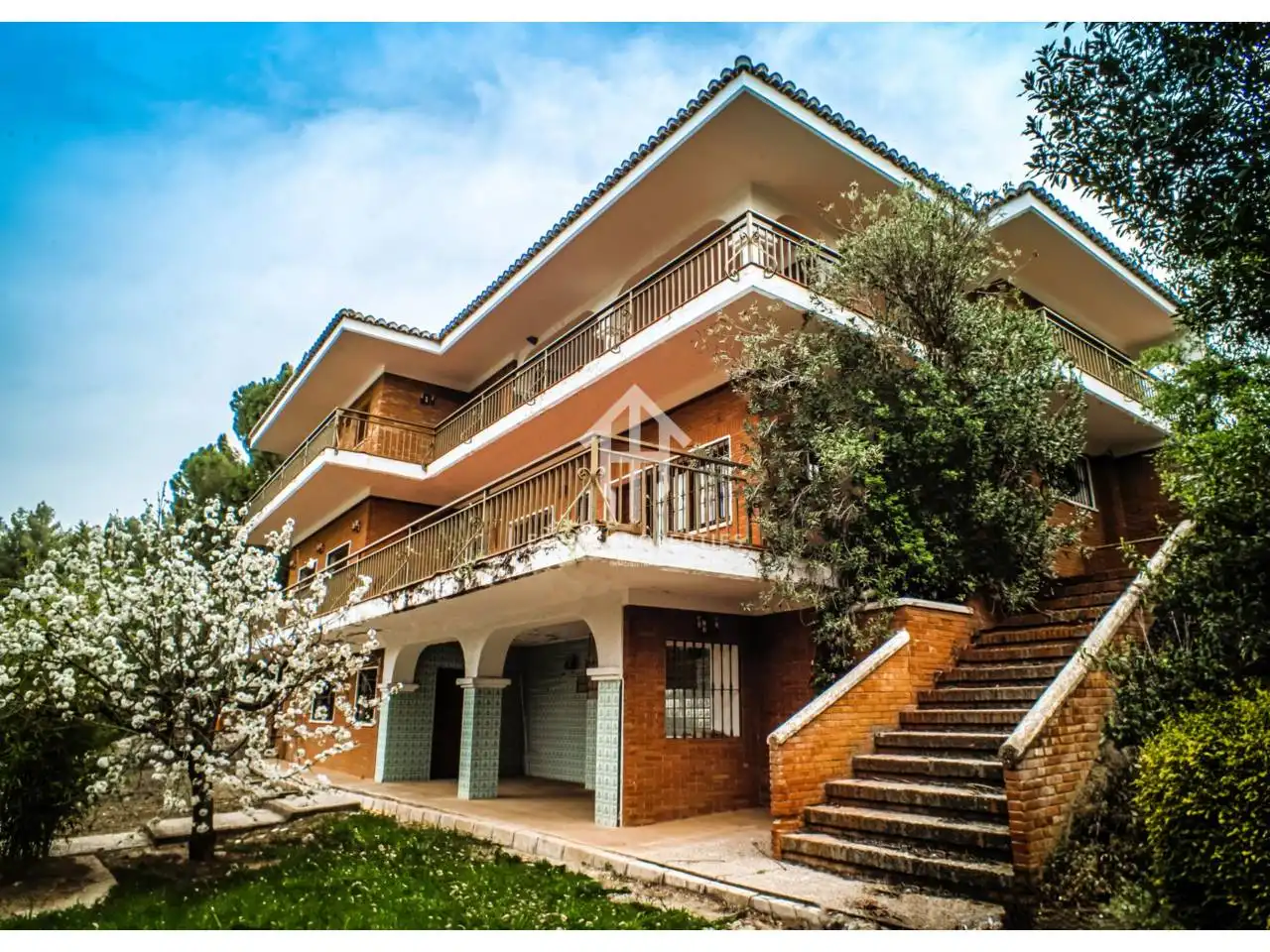 Vista exterior de Finca rústica en venda en Loja amb Aire condicionat, Calefacció i Jardí privat