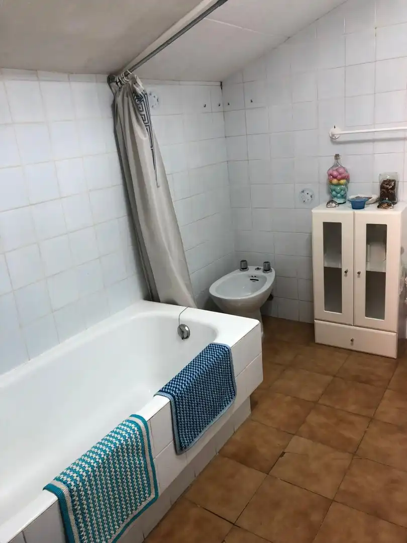 Baño de Apartamento en venta en Villadangos del Páramo con Calefacción